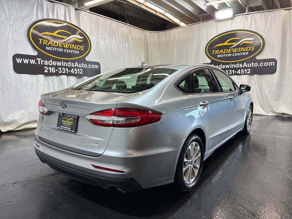 2020 Ford Fusion Image 9