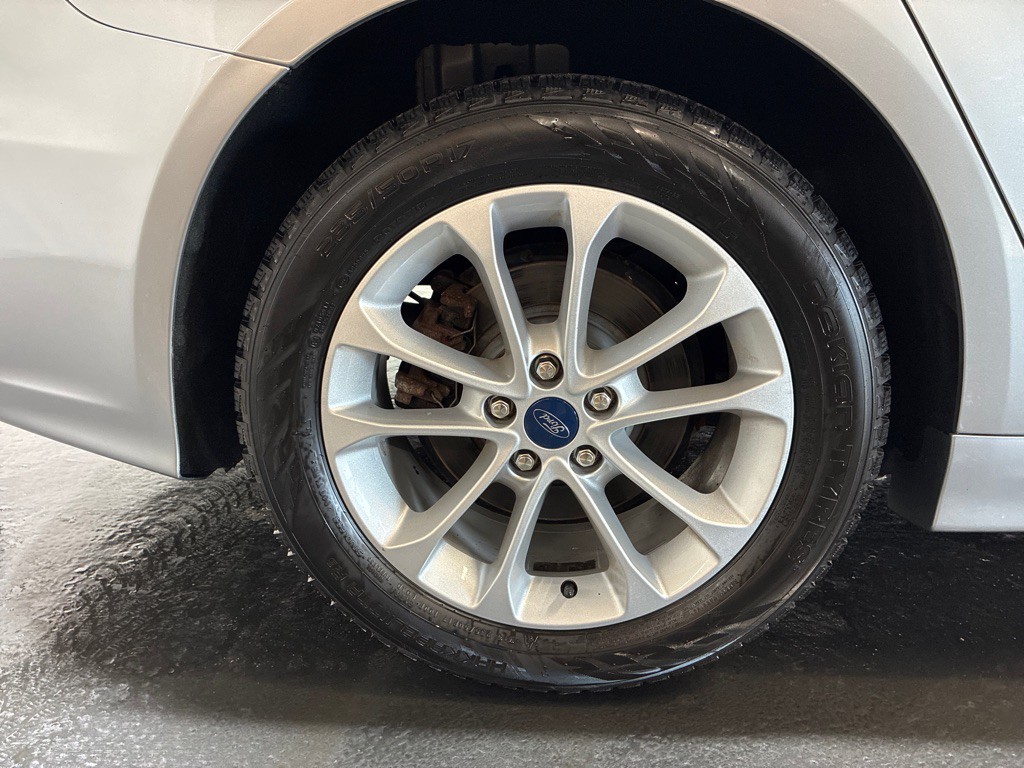 2020 Ford Fusion Image 14