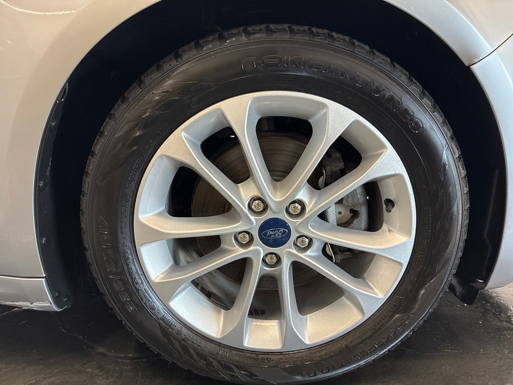 2020 Ford Fusion Image 15