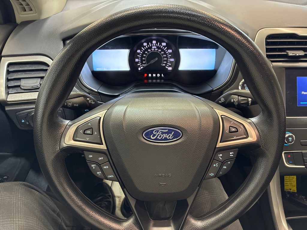 2020 Ford Fusion Image 18