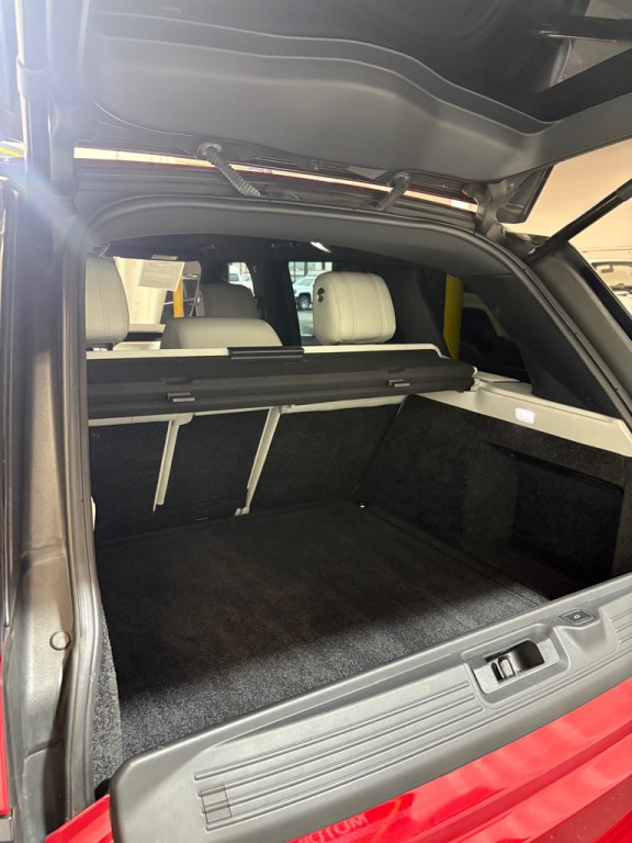 2016 Land Rover Range Rover Image 8