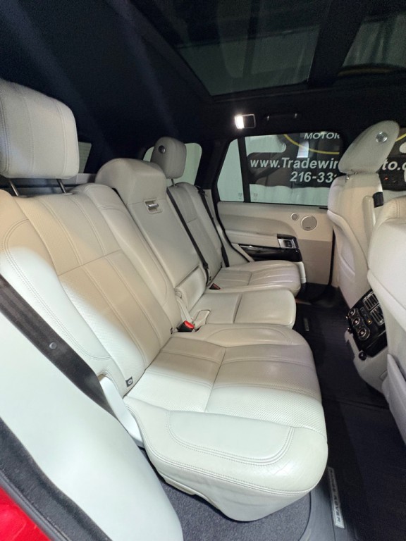 2016 Land Rover Range Rover Image 42