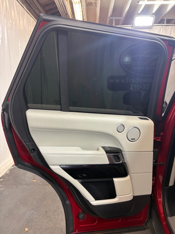 2016 Land Rover Range Rover Image 43