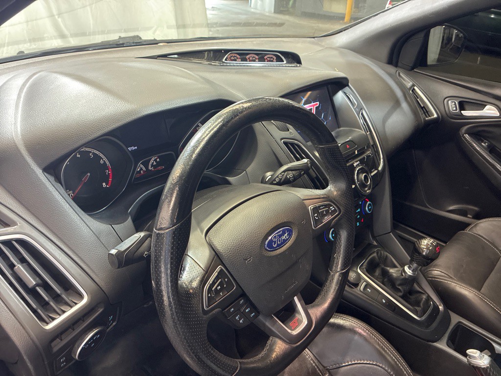 2018 Ford Focus Image 18