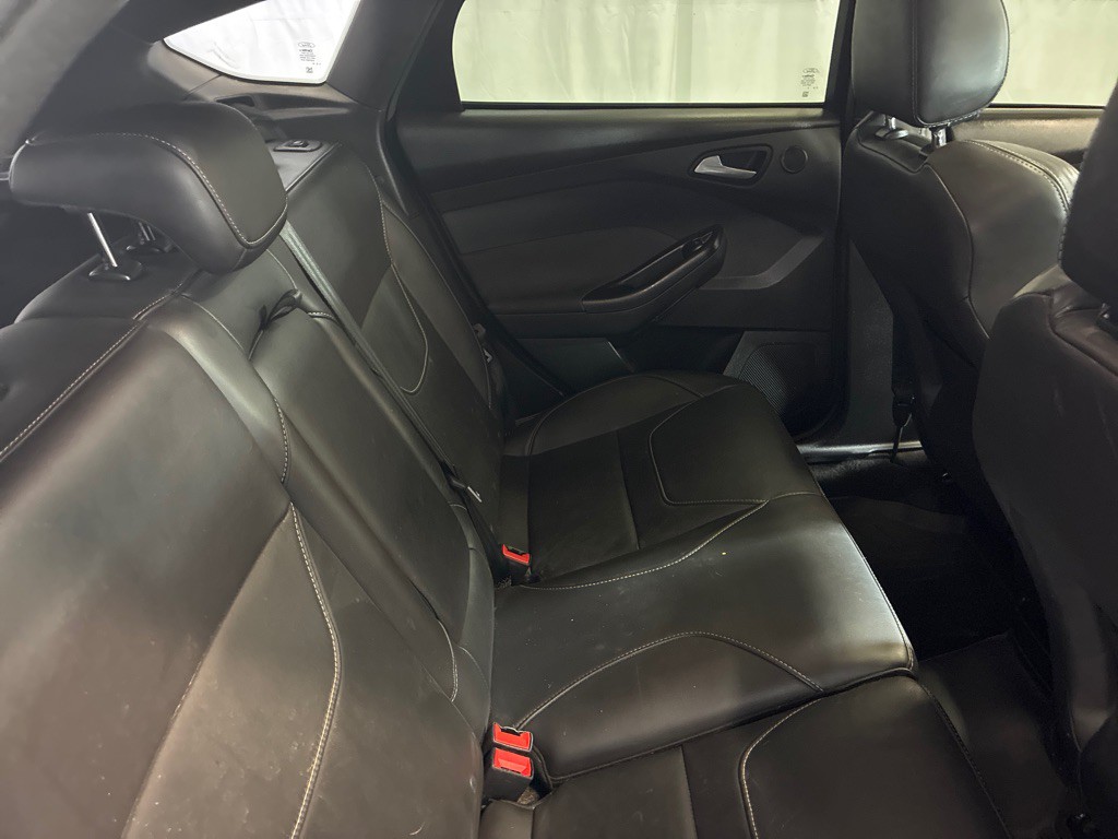2018 Ford Focus Image 32