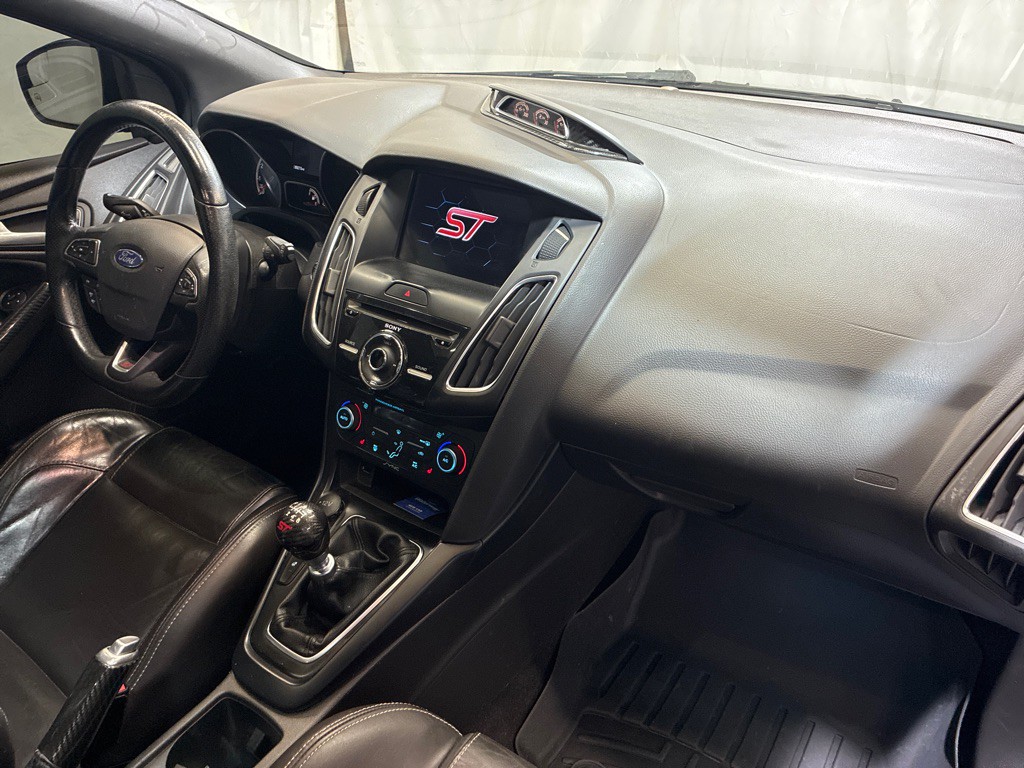 2018 Ford Focus Image 34