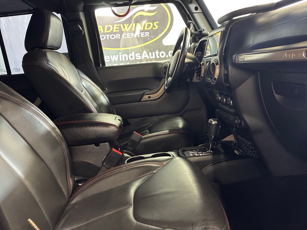 2016 Jeep Wrangler Unlimited Image 35