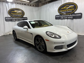 Image for 2014 Porsche Panamera 4 ID: 7374657