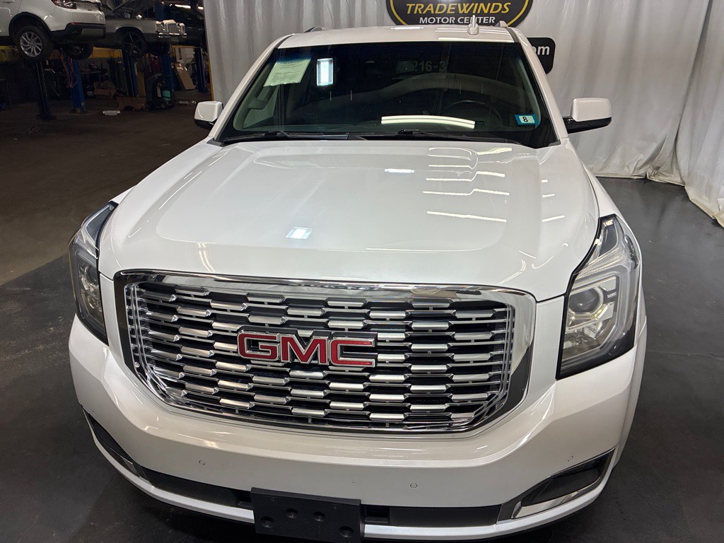 2018 GMC Yukon Image 3