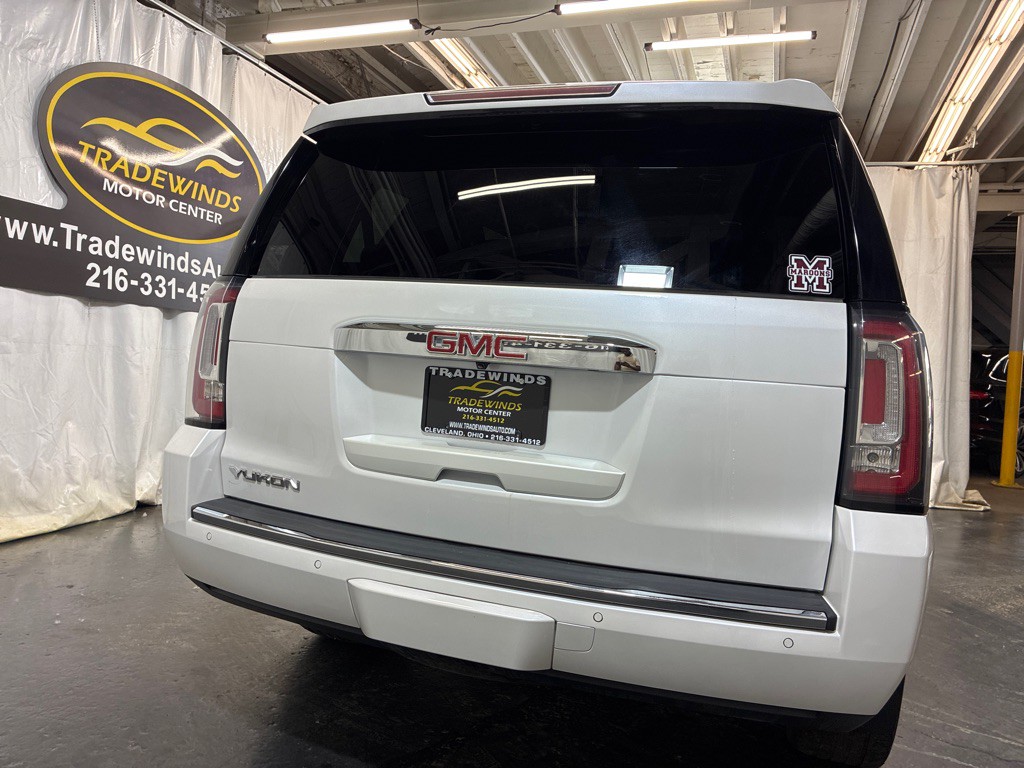2018 GMC Yukon Image 12