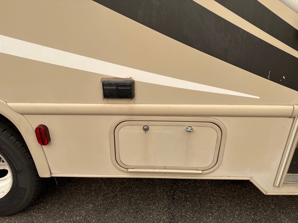 2016 Ford Econoline Image 34