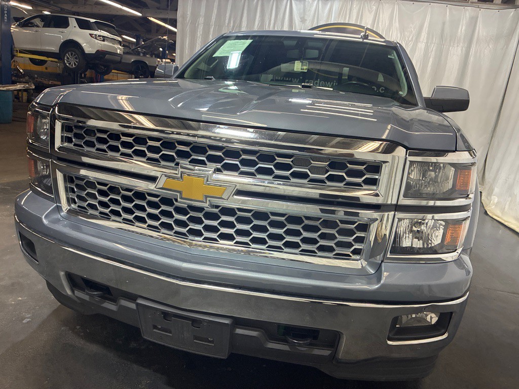 2015 Chevrolet Silverado 1500 Image 2