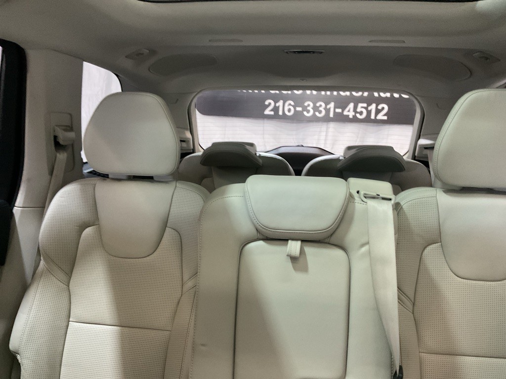 2016 Volvo XC90 Image 25