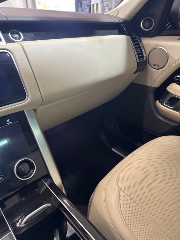 2019 Land Rover Range Rover Image 13