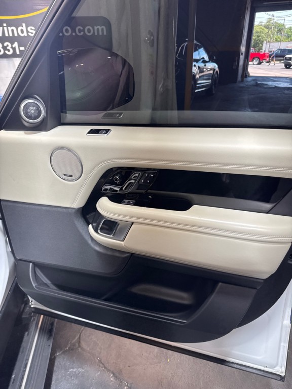 2019 Land Rover Range Rover Image 22