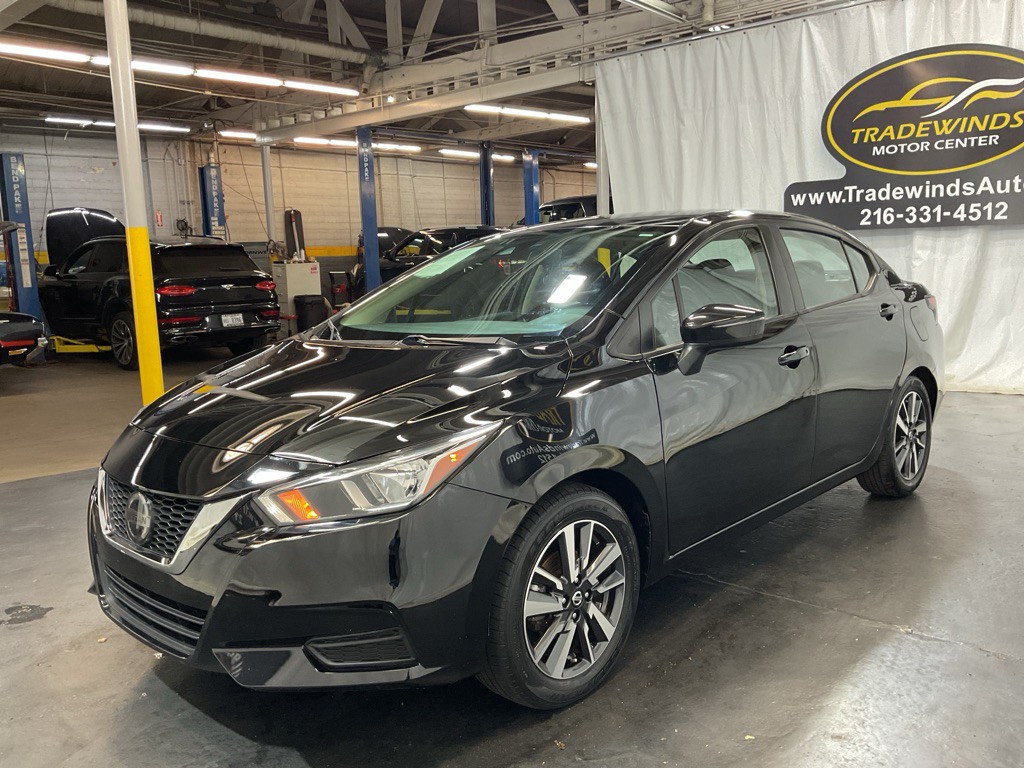 2021 Nissan Versa Image 2