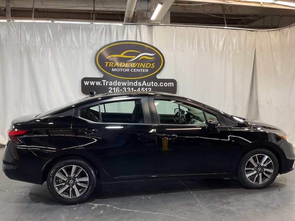 2021 Nissan Versa Image 6