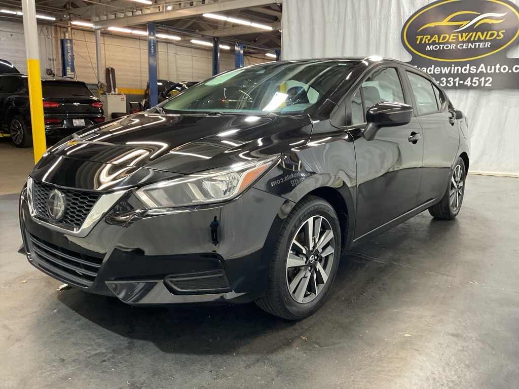 2021 Nissan Versa Image 9