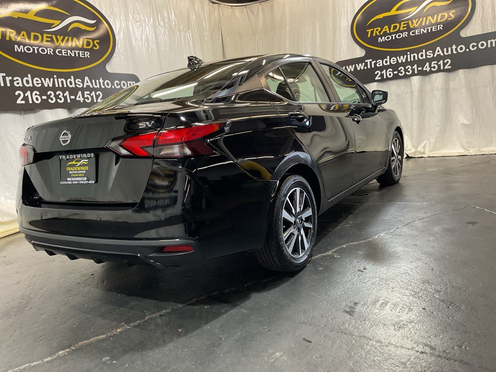 2021 Nissan Versa Image 12