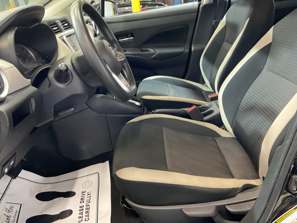 2021 Nissan Versa Image 18