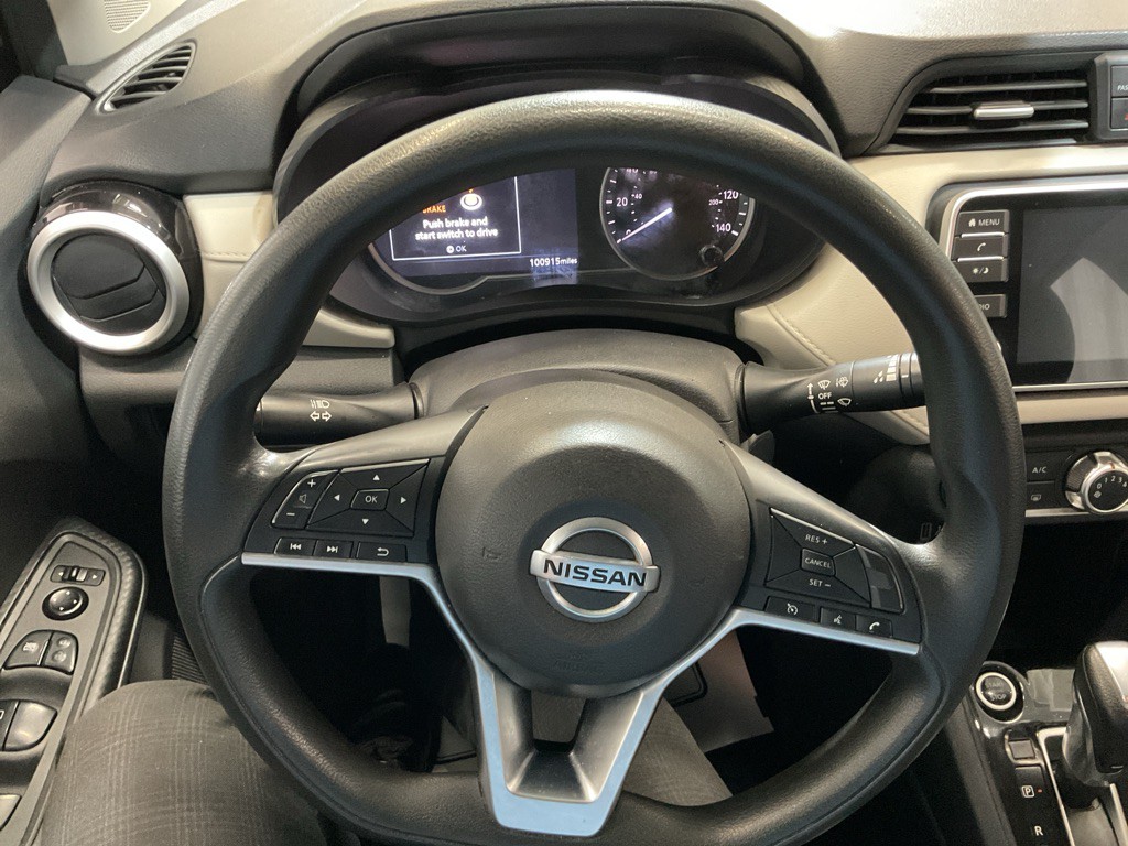 2021 Nissan Versa Image 21