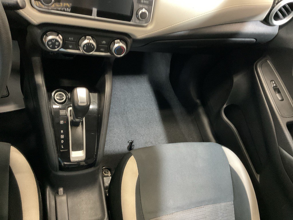 2021 Nissan Versa Image 23