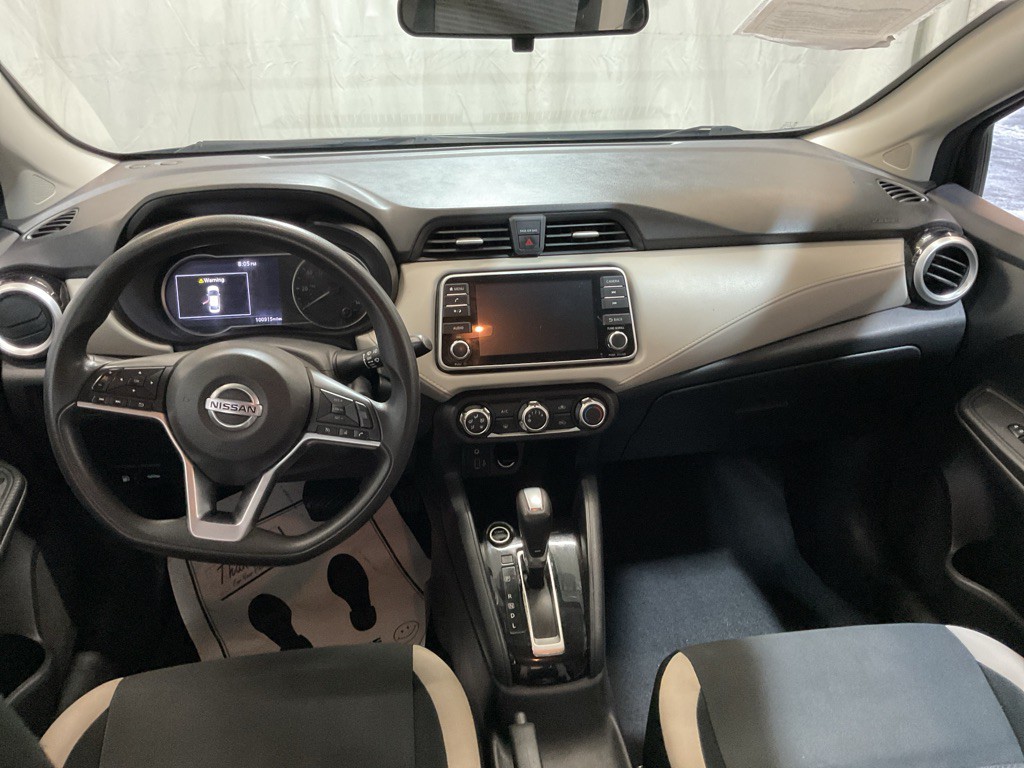 2021 Nissan Versa Image 27