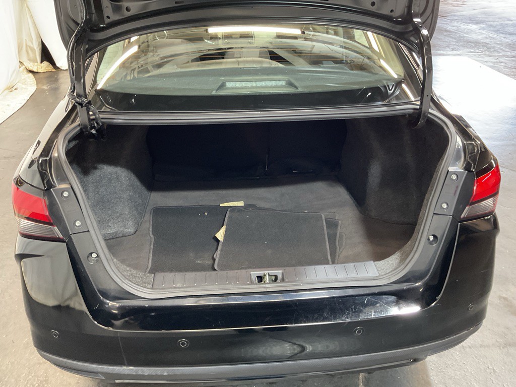 2021 Nissan Versa Image 28