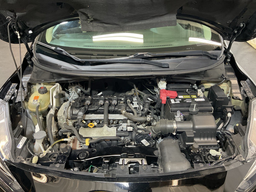 2021 Nissan Versa Image 35