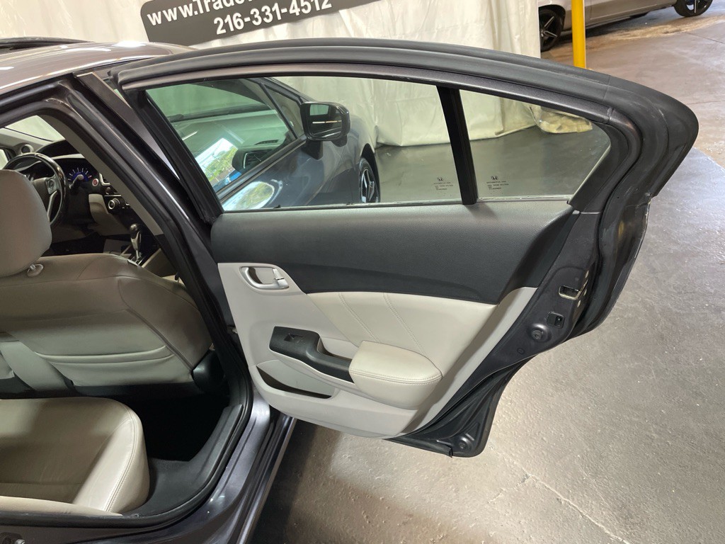 2015 Honda Civic Image 30