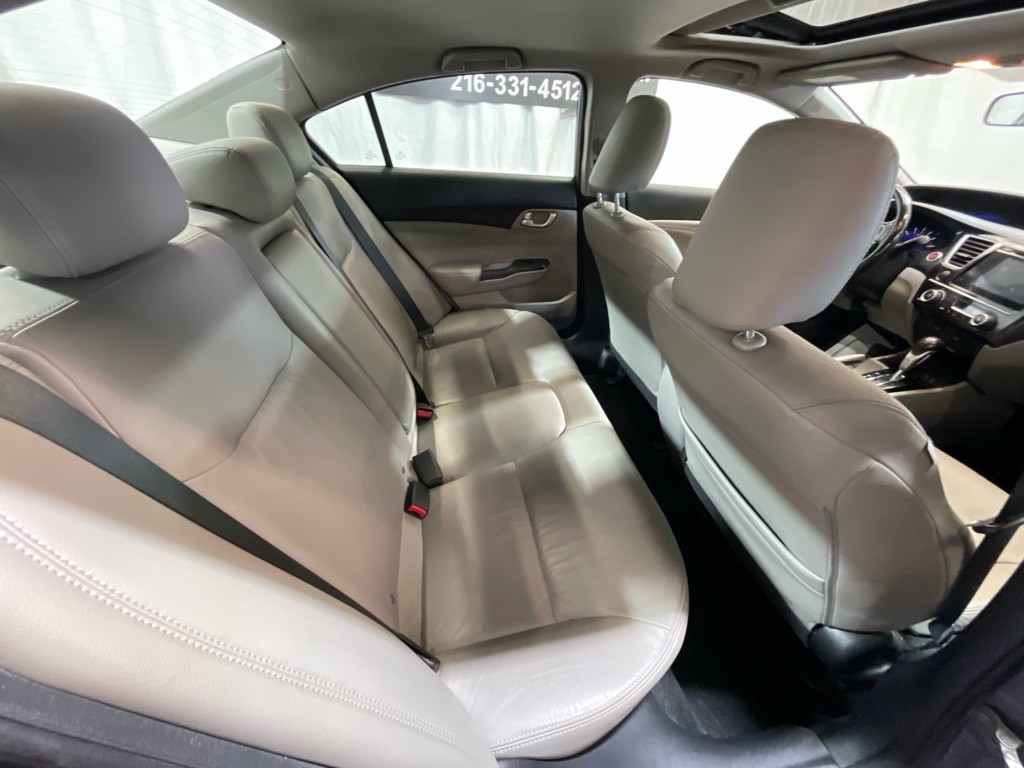 2015 Honda Civic Image 31