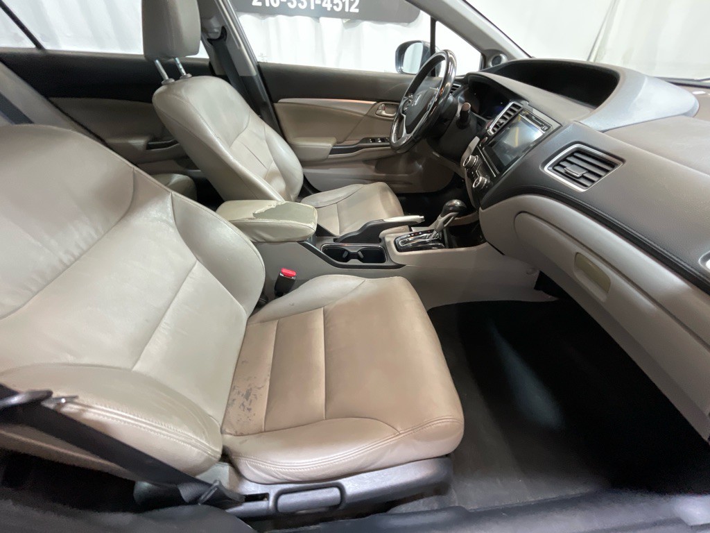 2015 Honda Civic Image 33