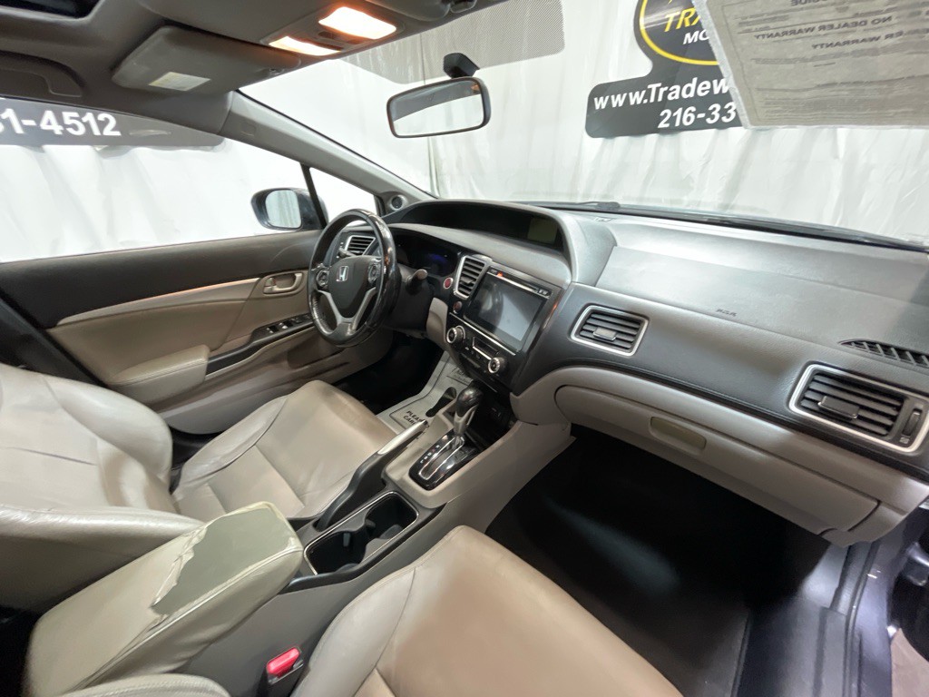 2015 Honda Civic Image 34