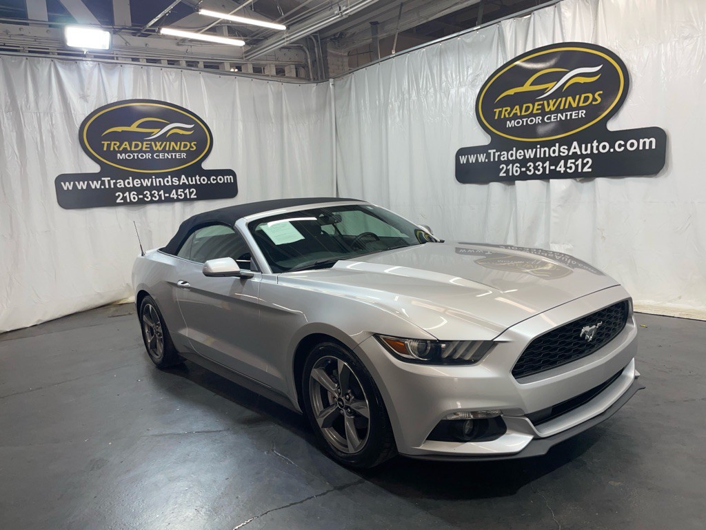 2017 Ford Mustang Image 1