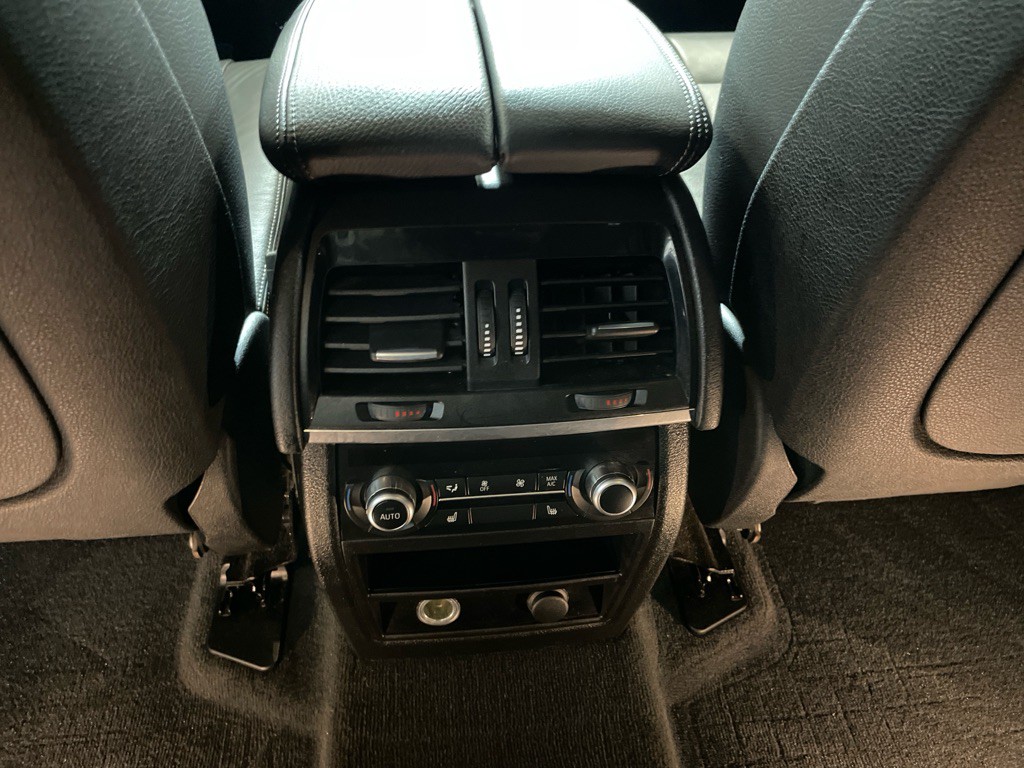 2018 BMW X5 Image 30