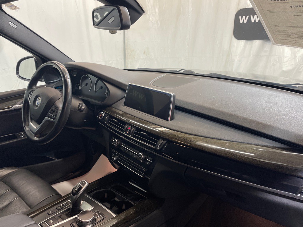 2018 BMW X5 Image 38