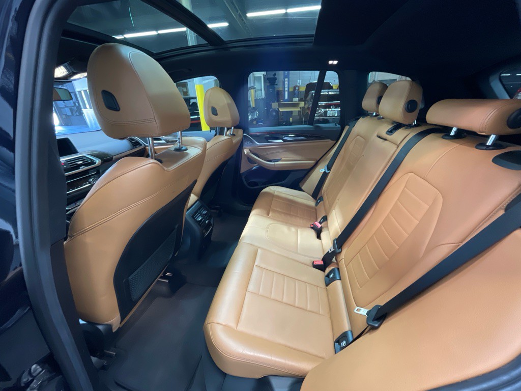 2018 BMW X3 Image 32