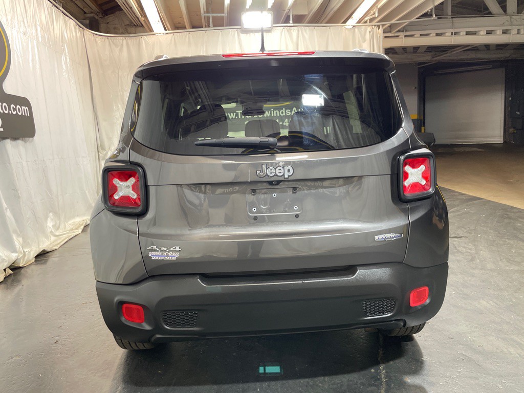 2017 Jeep Renegade Image 5