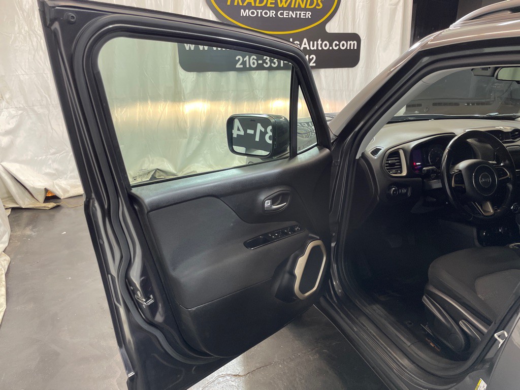 2017 Jeep Renegade Image 18