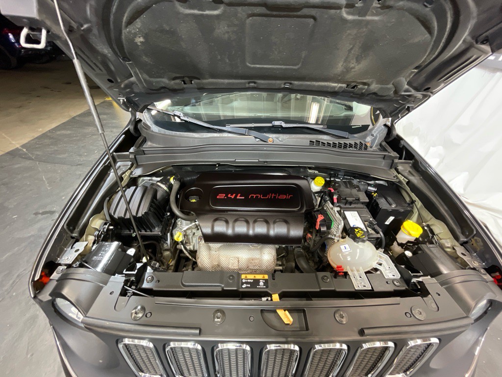 2017 Jeep Renegade Image 32