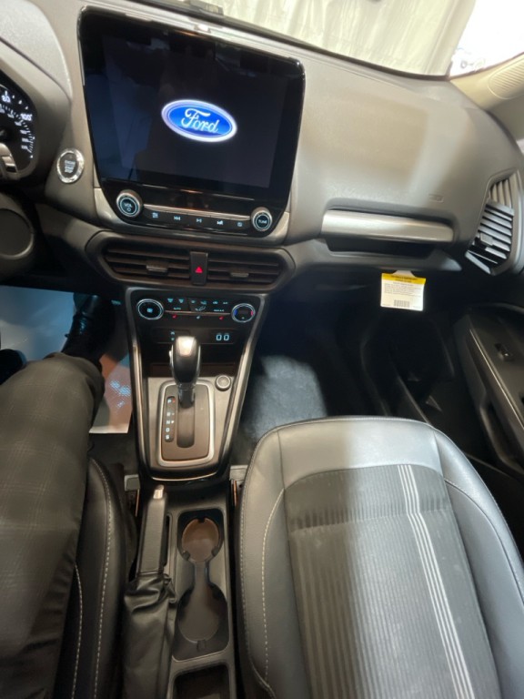 2021 Ford Econoline Image 26