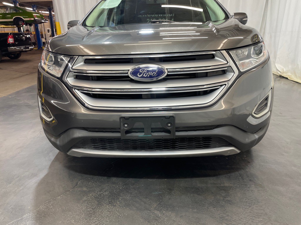 2016 Ford Edge Image 11
