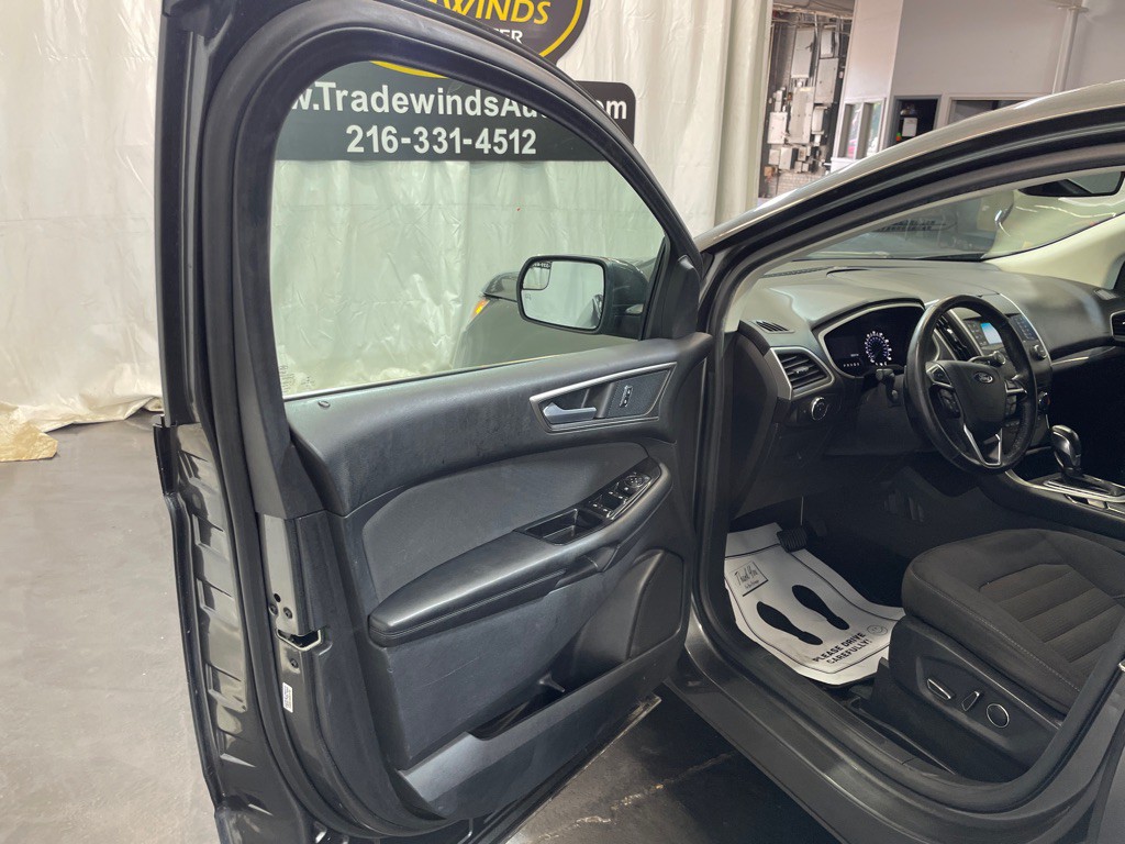 2016 Ford Edge Image 20