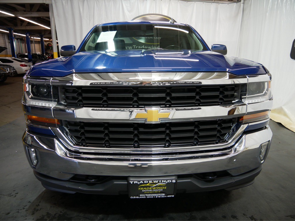 2017 Chevrolet Silverado 1500 Image 2