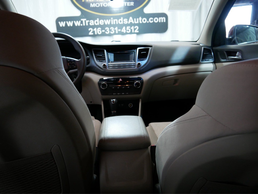 2016 Hyundai Tucson Image 30