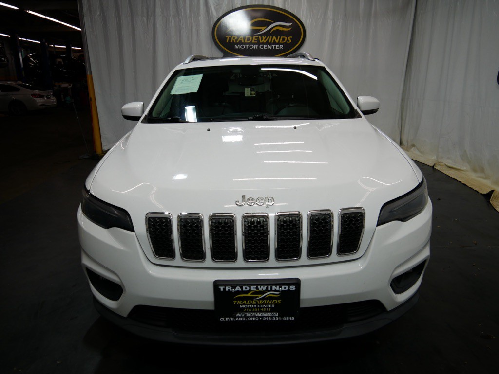 2019 Jeep Cherokee Image 2