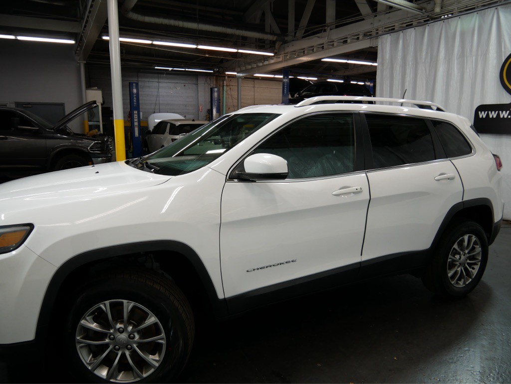 2019 Jeep Cherokee Image 5