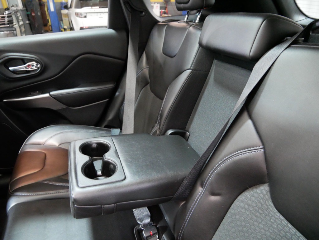 2019 Jeep Cherokee Image 26