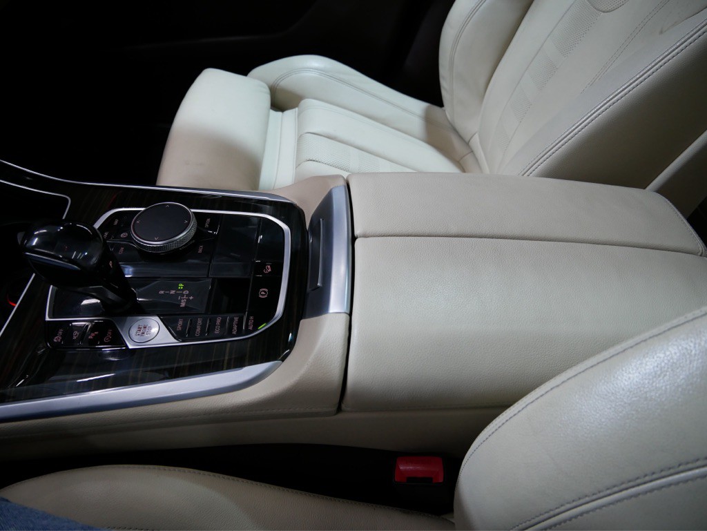 2019 BMW X5 Image 16