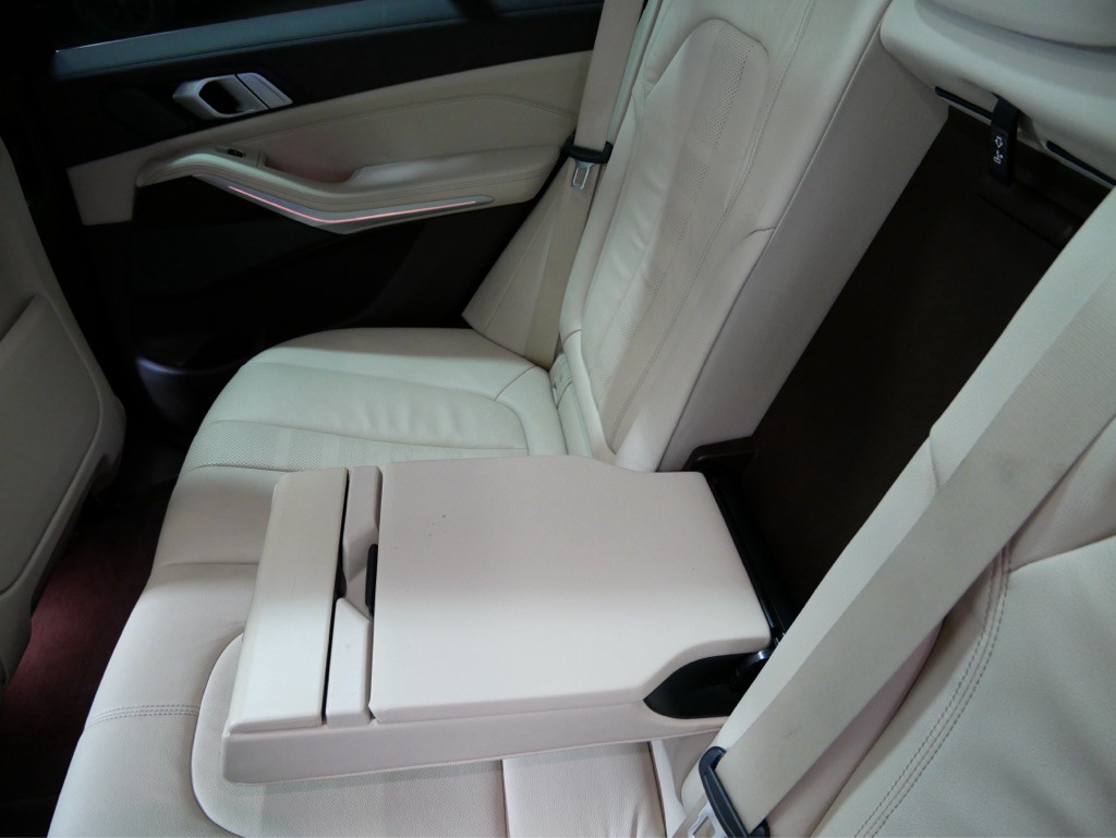 2019 BMW X5 Image 24